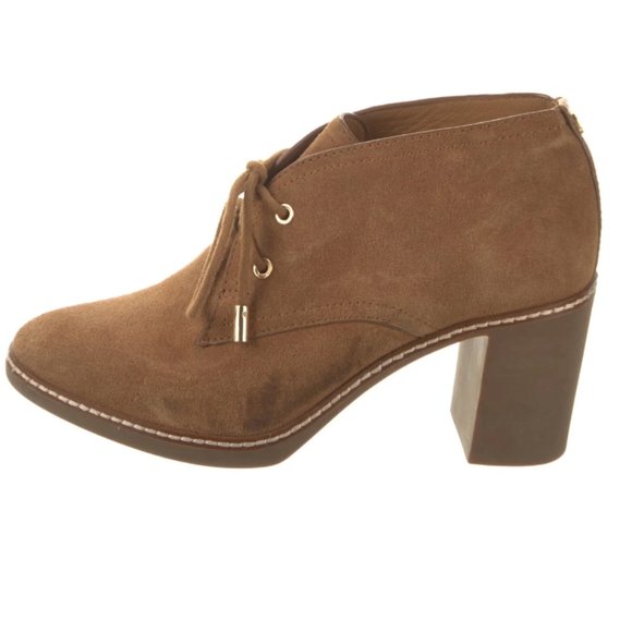 TORY BURCH Suede Lace-Up Boots - Trendy & Perfect for Winter! - Picture 2 of 5